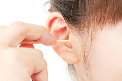 耳あか 耳垢栓塞 さいたま市南区の耳鼻科 とくまる耳鼻咽喉科